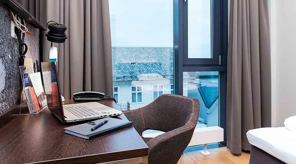 Comfort Hotel Victoria Floro Luaran gambar